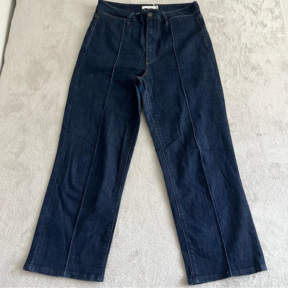 Unpublished Jeans Women's Size 31 Wide Leg Crop Dark‎ Wash Denim Blue